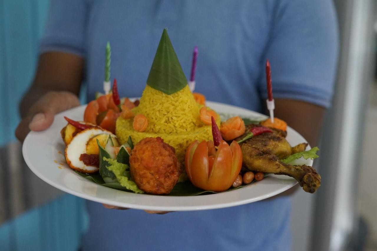 Anjo Maumere Hotel & Restaurant Ngoại thất bức ảnh